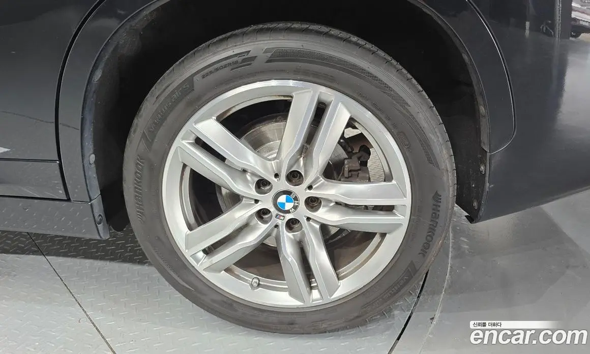 BMW X1 2020 2.0 автомат (гидро), фото 7 BMW X1 2020 2.0 автомат (гидро), фото 7