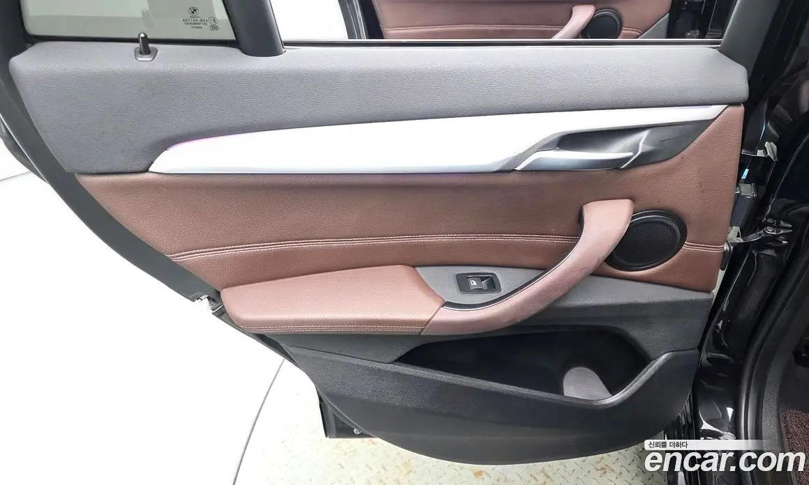 BMW X1 2021 2.0 автомат (гидро), фото 15