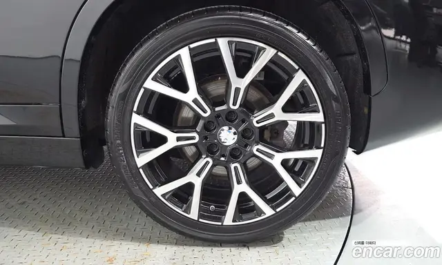 BMW X1 2021 2.0 автомат (гидро), миниатюра 7