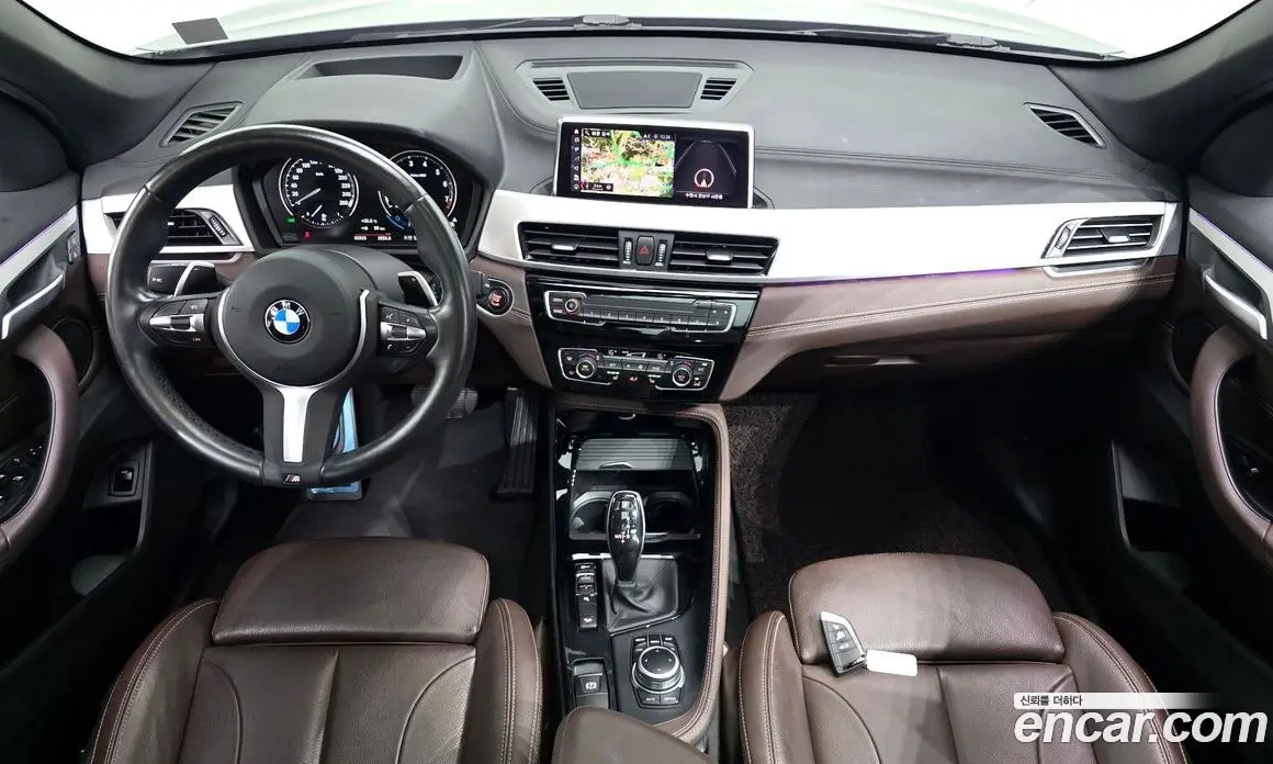 BMW X1 2021 2.0 автомат (гидро), фото 10