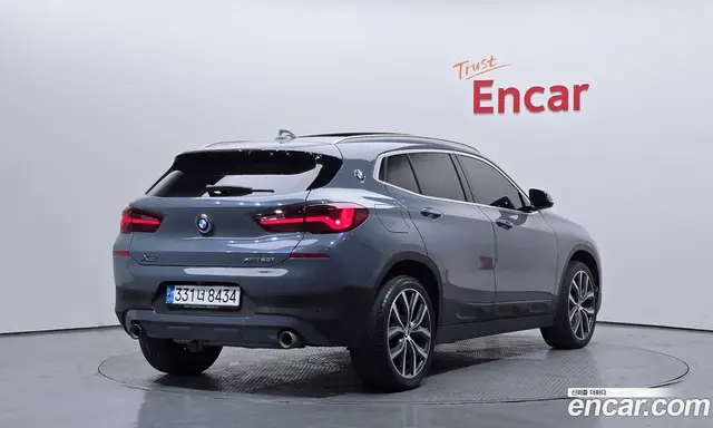 BMW X2 2021 2.0 автомат (гидро), миниатюра 2