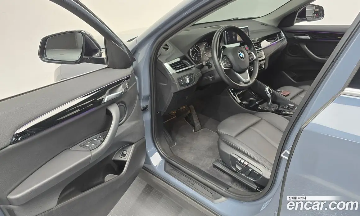 BMW X2 2021 2.0 автомат (гидро), фото 13