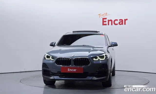 BMW X2 2021 2.0 автомат (гидро), миниатюра 3