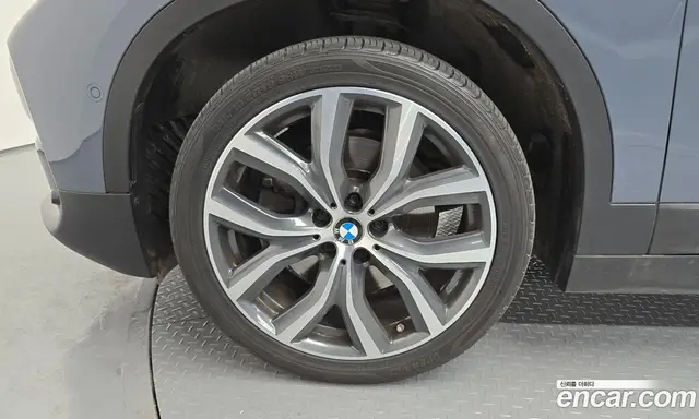 BMW X2 2021 2.0 автомат (гидро), миниатюра 5