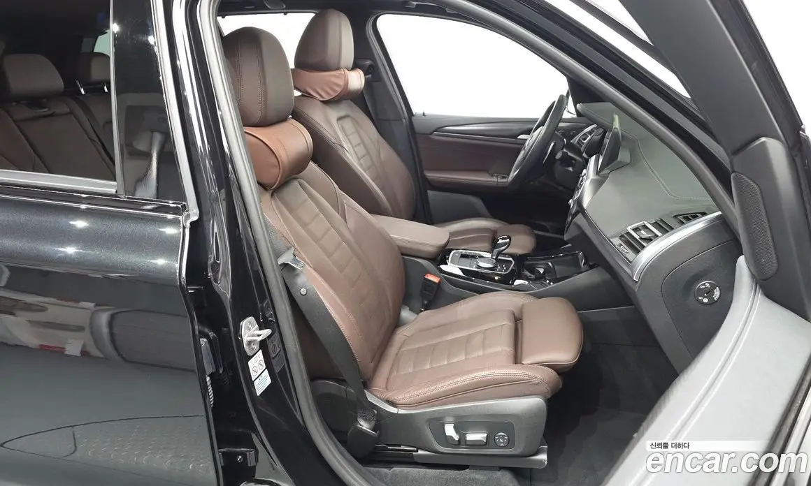 BMW X3 2023 2.0 автомат (гидро), фото 16