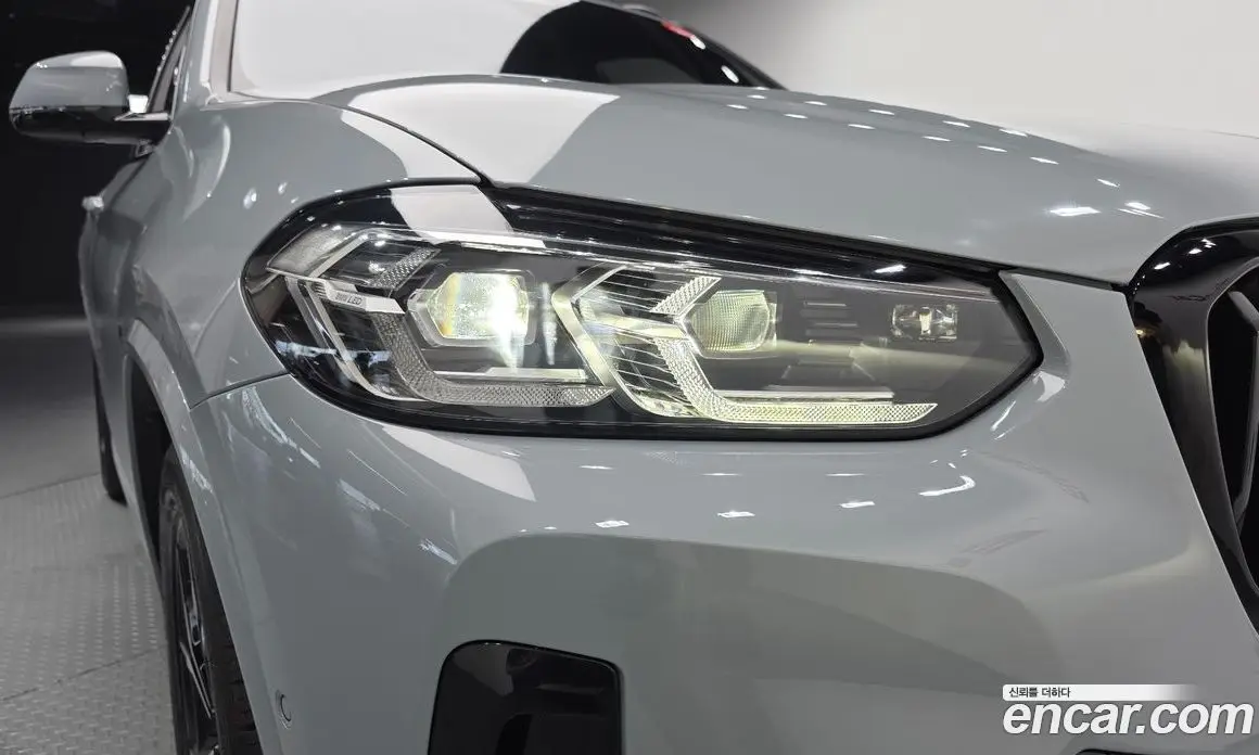 BMW X3 2024 2.0 автомат (гидро), фото 8
