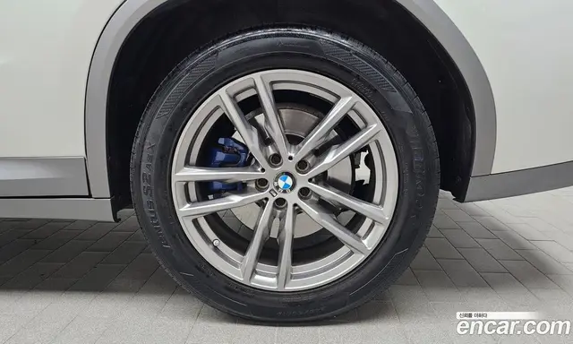 BMW X4 2021 2.0 автомат (гидро), миниатюра 6