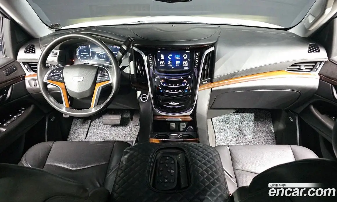 Cadillac Escalade 2020 6.2 автомат (гидро), фото 10 Cadillac Escalade 2020 6.2 автомат (гидро), фото 10