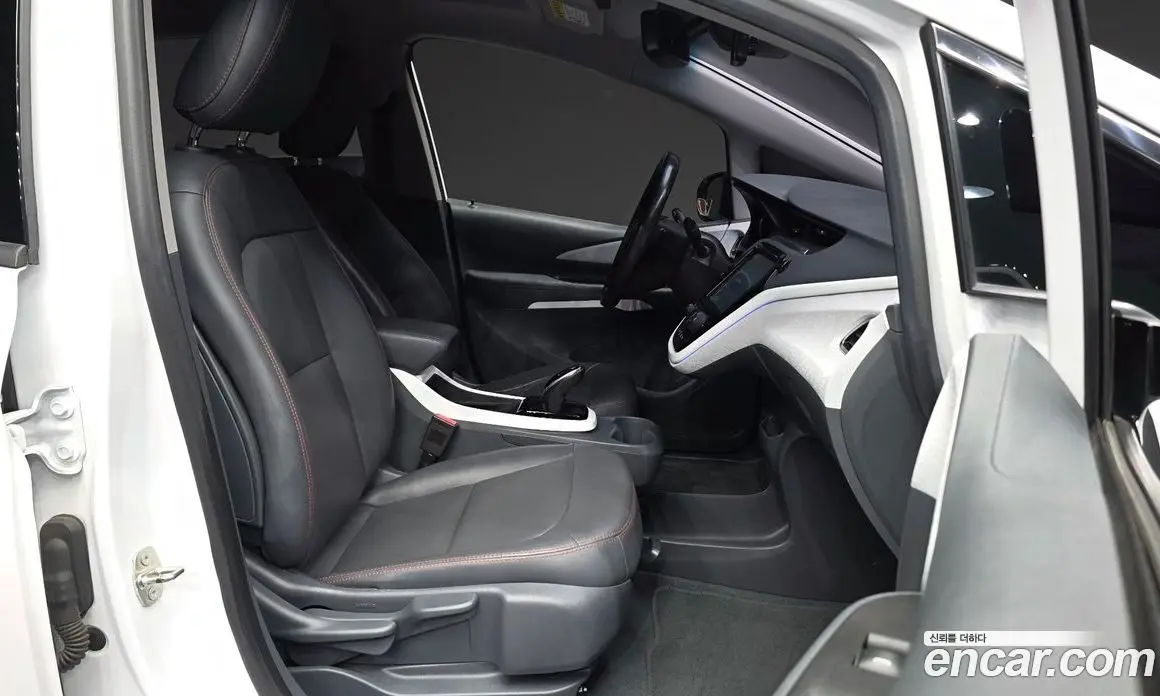 Chevrolet Bolt EV 2018 0.2 автомат (гидро), фото 17 Chevrolet Bolt EV 2018 0.2 автомат (гидро), фото 17