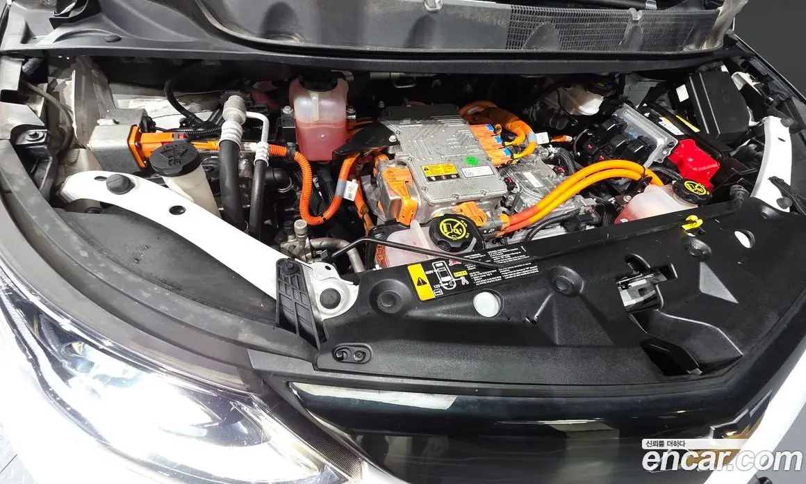 Chevrolet Bolt EV 2018 0.2 автомат (гидро), фото 6 Chevrolet Bolt EV 2018 0.2 автомат (гидро), фото 6