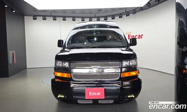 Chevrolet Express Van 2018 6.0 автомат (гидро), миниатюра 3