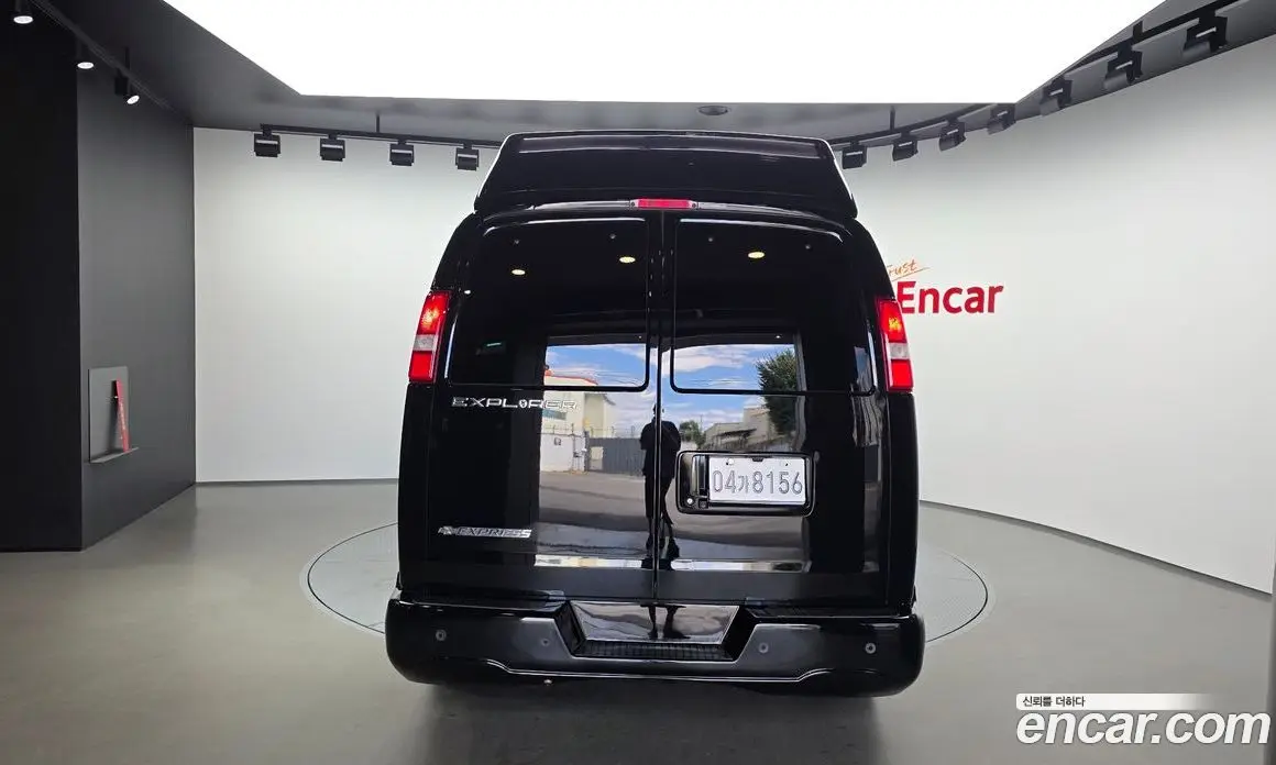 Chevrolet Express Van 2018 6.0 автомат (гидро), фото 4