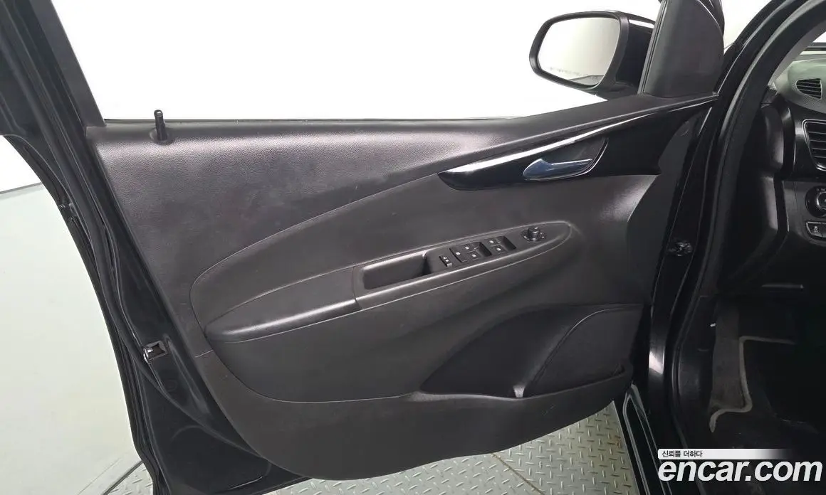 Chevrolet Spark 2016 1.0 автомат (гидро), фото 14