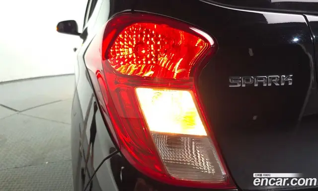 Chevrolet Spark 2016 1.0 автомат (гидро), миниатюра 9