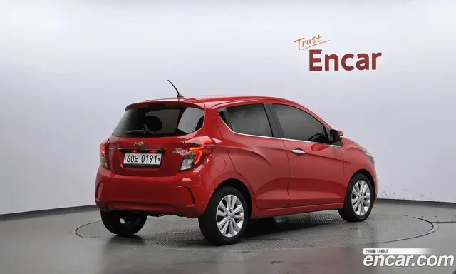 Chevrolet Spark 2016 1.0 автомат (гидро), миниатюра 2