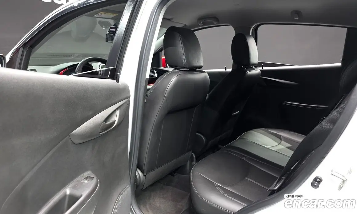Chevrolet Spark 2017 1.0 автомат (гидро), фото 17
