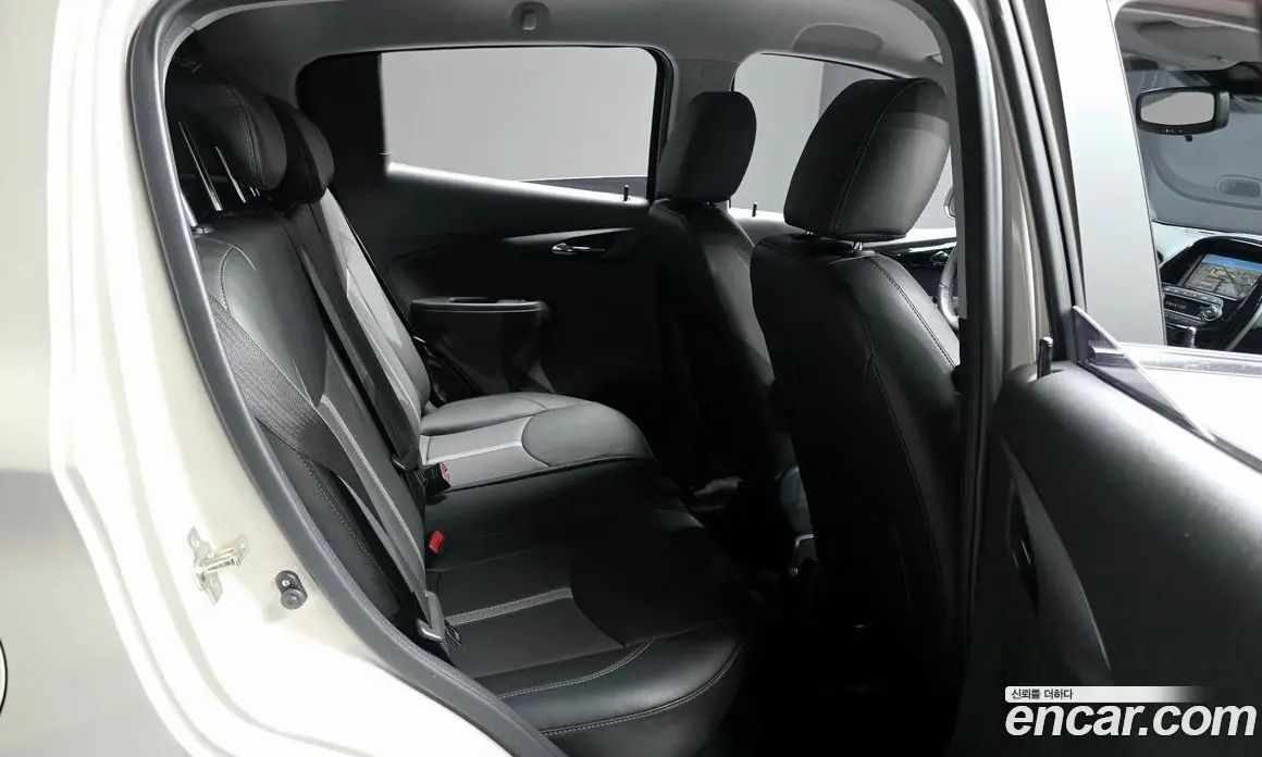 Chevrolet Spark 2018 1.0 автомат (гидро), фото 17
