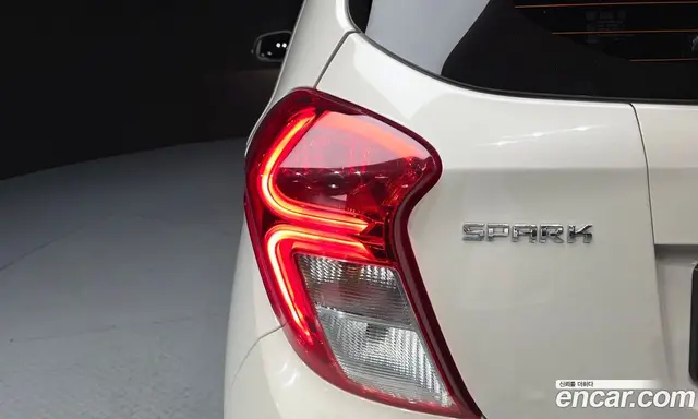 Chevrolet Spark 2018 1.0 автомат (гидро), миниатюра 9