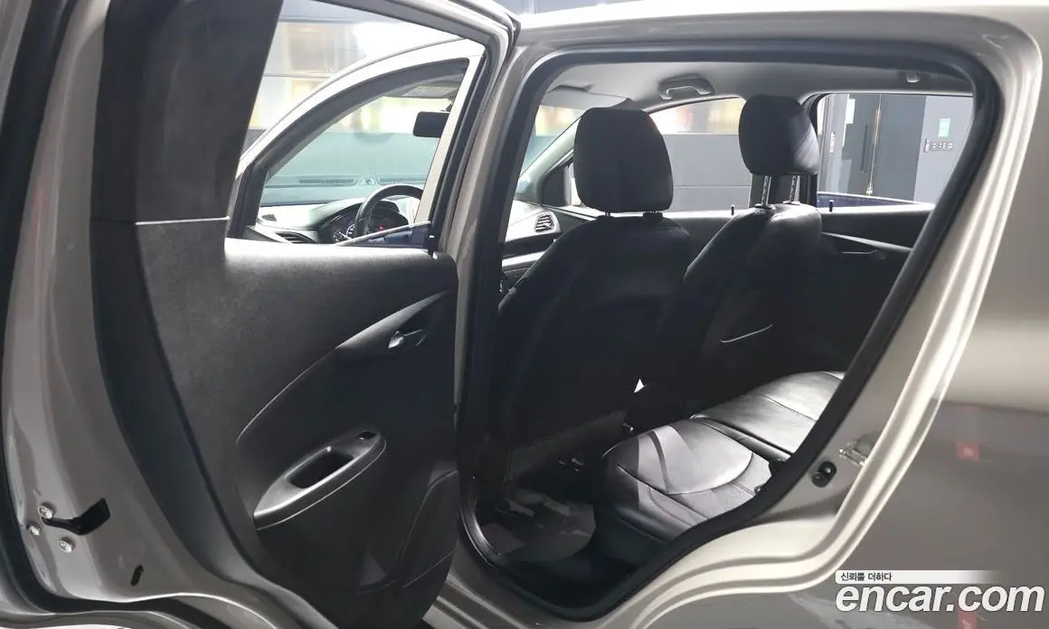 Chevrolet Spark 2018 1.0 автомат (гидро), фото 16 Chevrolet Spark 2018 1.0 автомат (гидро), фото 16