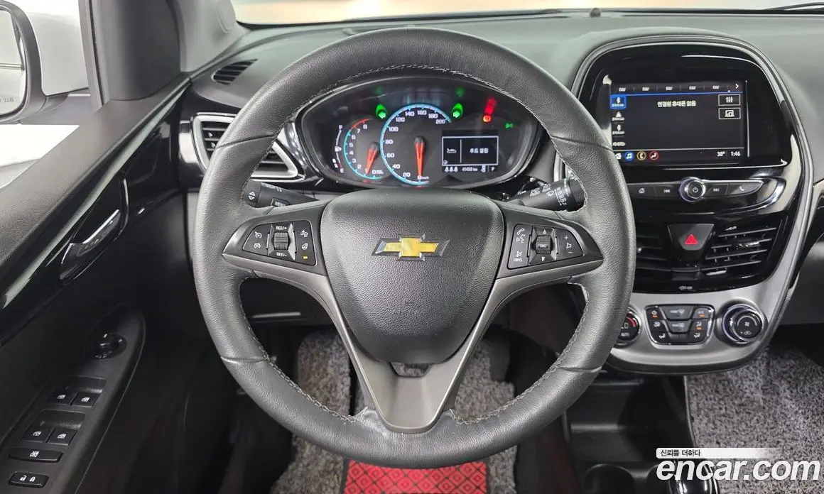 Chevrolet Spark 2022 1.0 автомат (гидро), фото 19