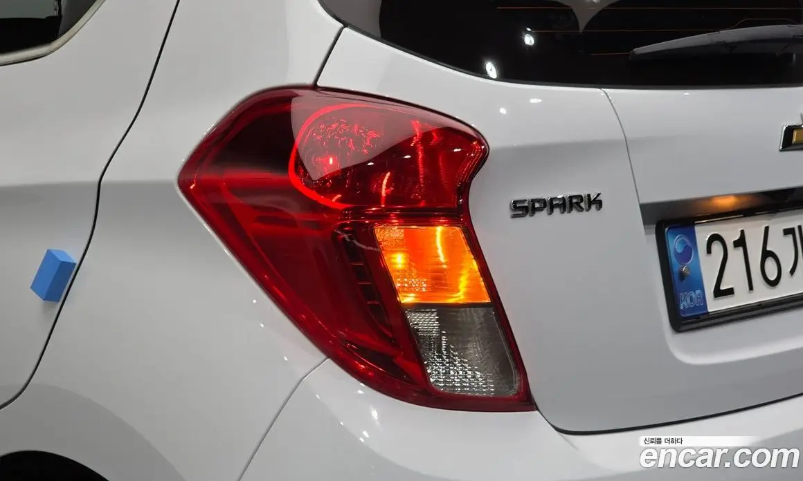 Chevrolet Spark 2022 1.0 автомат (гидро), фото 9