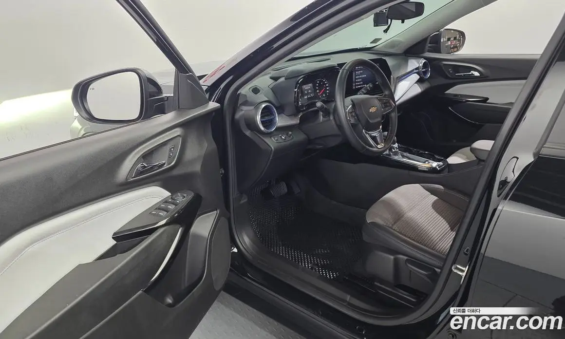 Chevrolet Trax 2023 1.2 автомат (гидро), фото 13