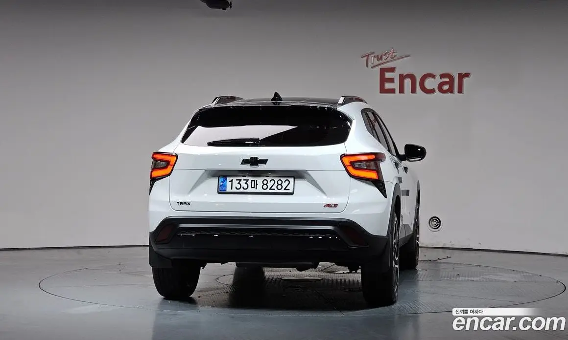 Chevrolet Trax 2024 1.2 автомат (гидро), фото 3