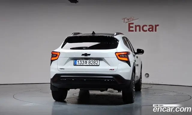 Chevrolet Trax 2024 1.2 автомат (гидро), миниатюра 3