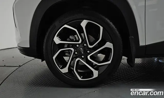 Chevrolet Trax 2024 1.2 автомат (гидро), миниатюра 4