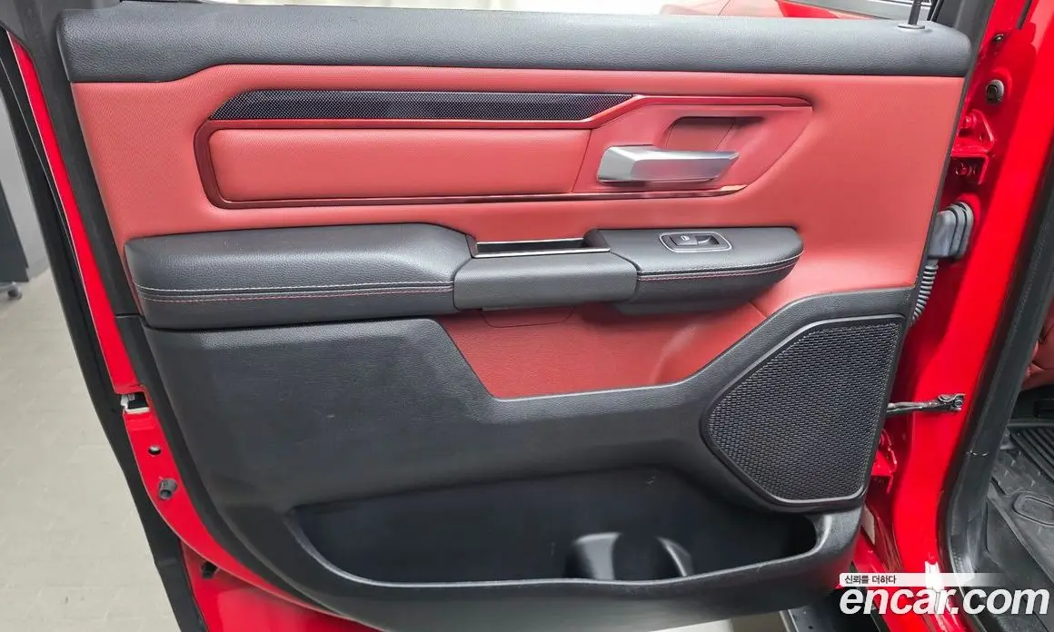 Dodge Ram Pick Up 2020 5.7 автомат (гидро), фото 15 Dodge Ram Pick Up 2020 5.7 автомат (гидро), фото 15