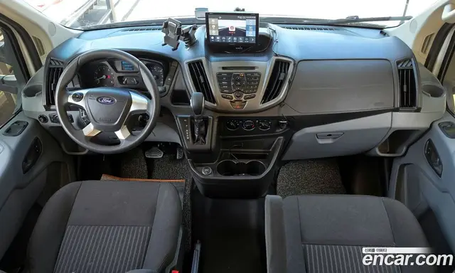 Ford Transit 2018 3.7 автомат (гидро), миниатюра 10 Ford Transit 2018 3.7 автомат (гидро), миниатюра 10