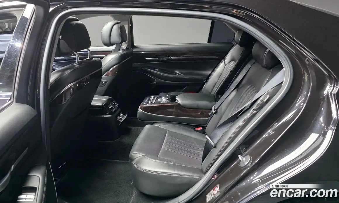 Genesis EQ900 2017 3.8 автомат (гидро), фото 16 Genesis EQ900 2017 3.8 автомат (гидро), фото 16
