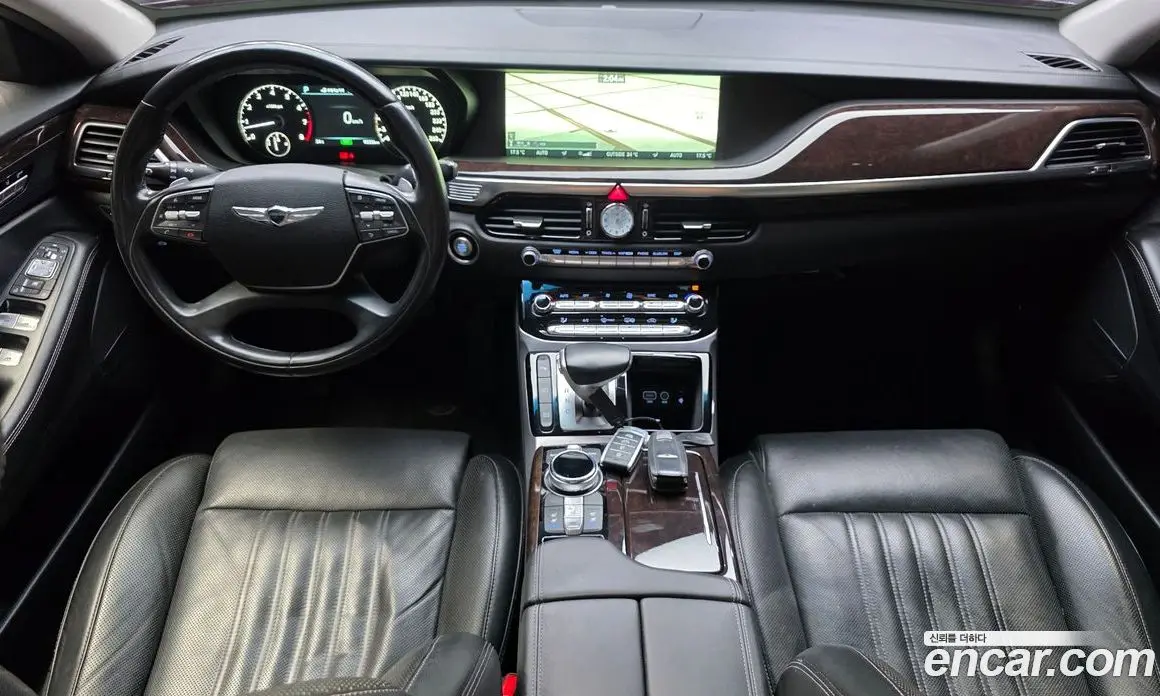 Genesis EQ900 2017 3.8 автомат (гидро), фото 10 Genesis EQ900 2017 3.8 автомат (гидро), фото 10