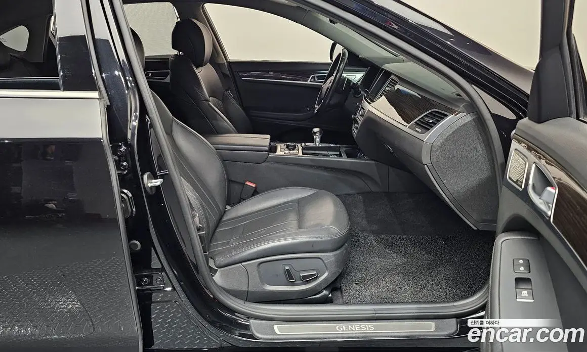 Genesis G80 2020 3.3 автомат (гидро), фото 16 Genesis G80 2020 3.3 автомат (гидро), фото 16