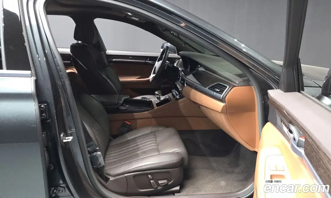 Genesis G90 2019 3.8 автомат (гидро), фото 16 Genesis G90 2019 3.8 автомат (гидро), фото 16