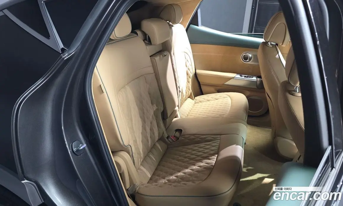 Genesis GV60 2023 0.1 автомат (гидро), фото 18