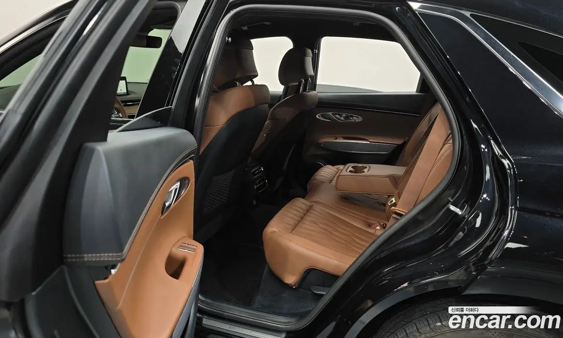 Genesis GV70 2021 2.5 автомат (гидро), фото 18