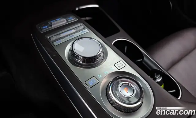 Genesis GV70 2022 2.2 автомат (гидро), миниатюра 12