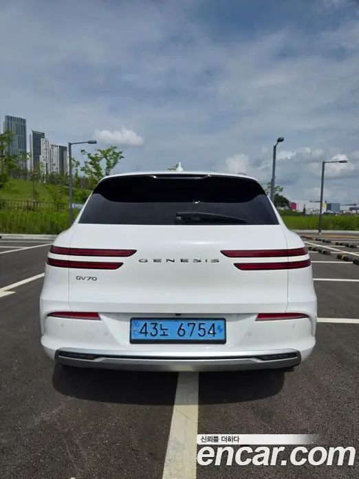 Genesis GV70 2022 автомат (гидро), миниатюра 4 Genesis GV70 2022 автомат (гидро), миниатюра 4