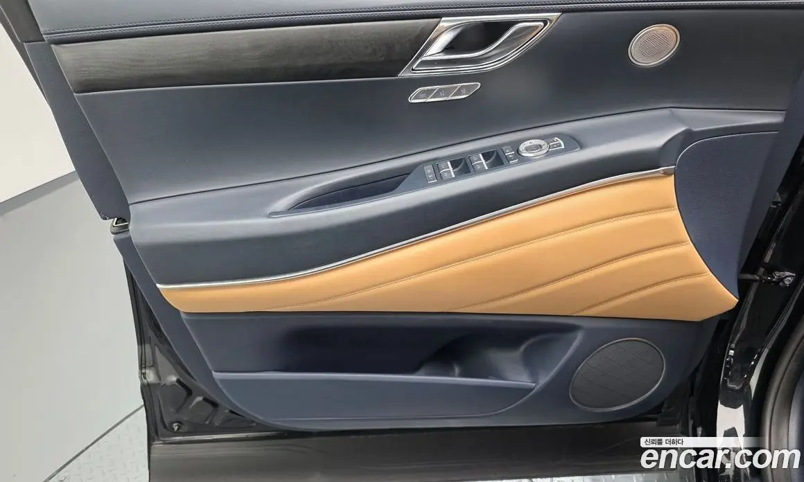 Genesis GV80 2022 2.5 автомат (гидро), фото 13 Genesis GV80 2022 2.5 автомат (гидро), фото 13