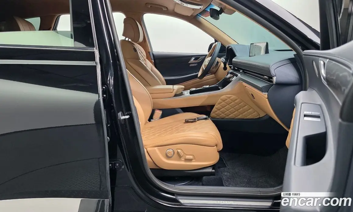 Genesis GV80 2022 2.5 автомат (гидро), фото 15 Genesis GV80 2022 2.5 автомат (гидро), фото 15