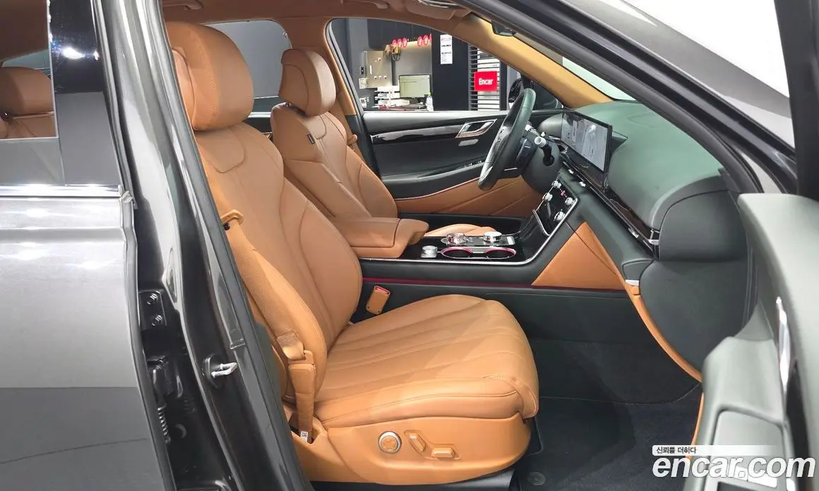 Genesis GV80 2025 2.5 автомат (гидро), фото 17 Genesis GV80 2025 2.5 автомат (гидро), фото 17