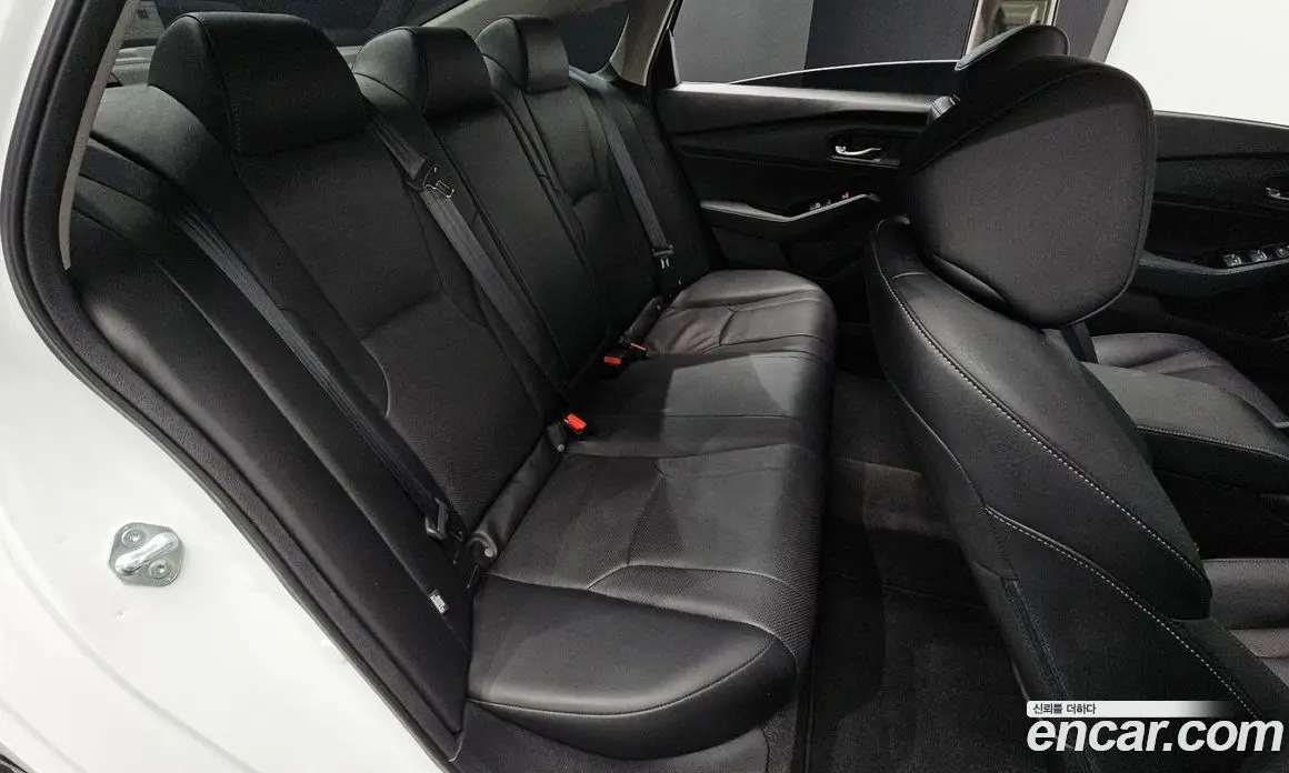 Honda Accord 2024 2.0 автомат (гидро), фото 16 Honda Accord 2024 2.0 автомат (гидро), фото 16