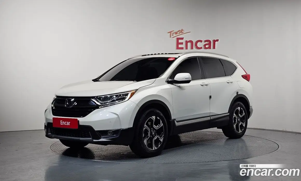 Honda CR-V 2017 1.5 автомат (гидро), фото 1 Honda CR-V 2017 1.5 автомат (гидро), фото 1