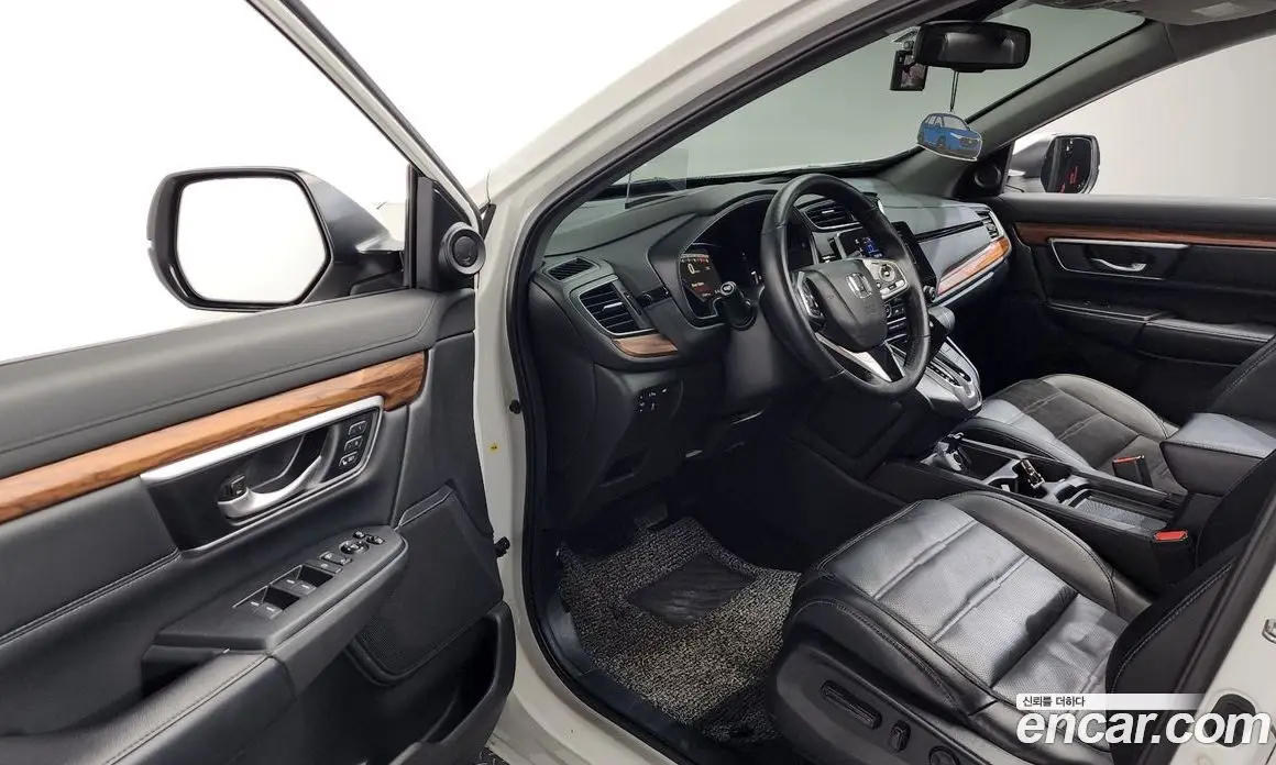 Honda CR-V 2017 1.5 автомат (гидро), фото 13 Honda CR-V 2017 1.5 автомат (гидро), фото 13