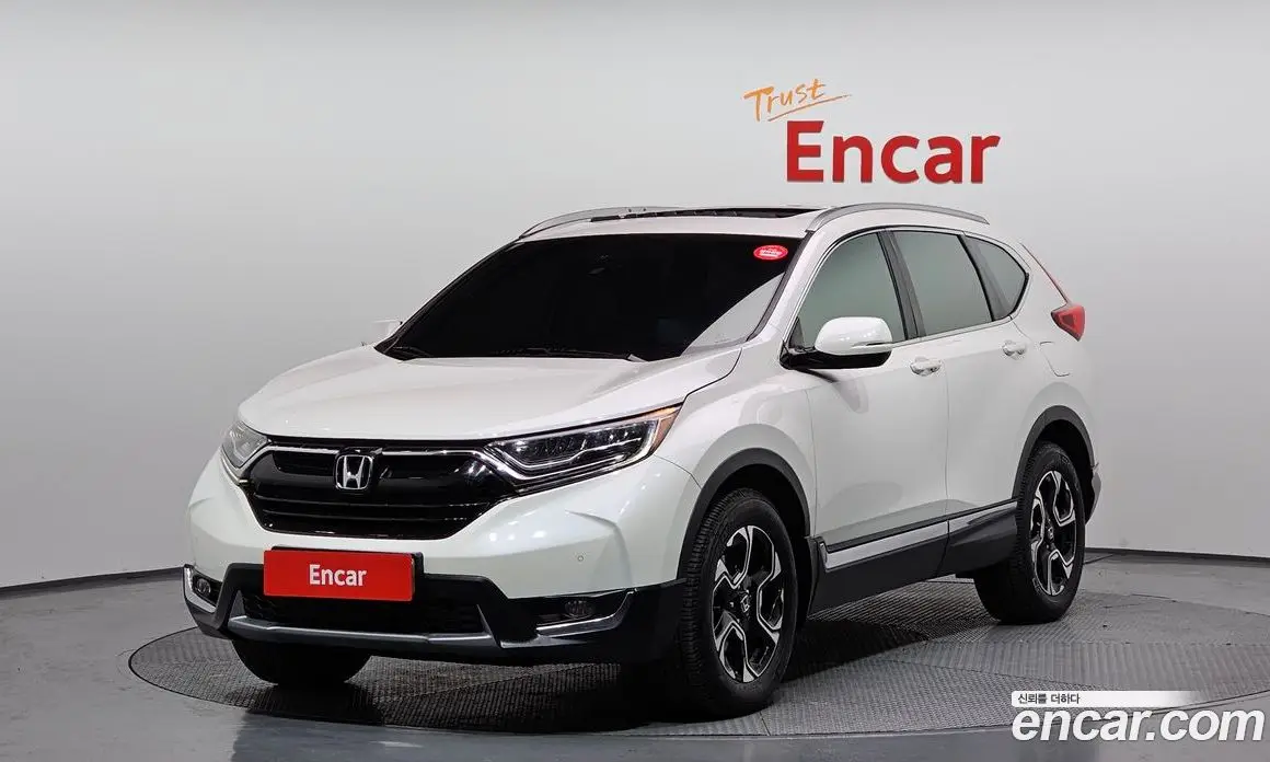 Honda CR-V 2017 1.5 автомат (гидро), фото 1 Honda CR-V 2017 1.5 автомат (гидро), фото 1