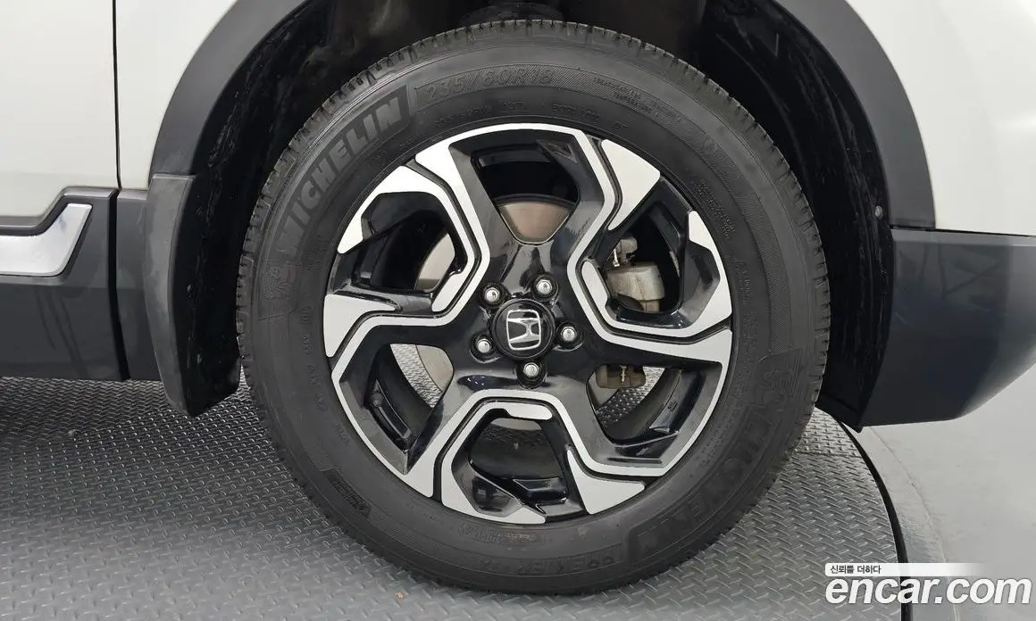 Honda CR-V 2017 1.5 автомат (гидро), фото 7 Honda CR-V 2017 1.5 автомат (гидро), фото 7