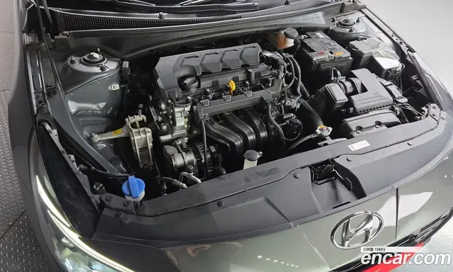Hyundai Avante 2022 1.6 автомат (гидро), миниатюра 6 Hyundai Avante 2022 1.6 автомат (гидро), миниатюра 6