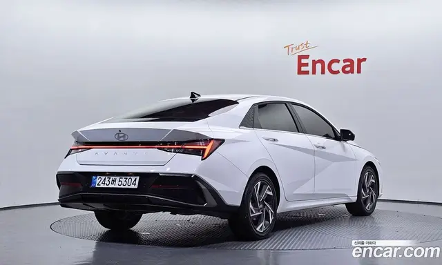 Hyundai Avante 2025 1.6 автомат (гидро), миниатюра 2
