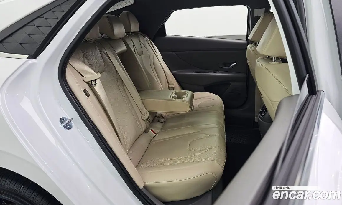 Hyundai Avante 2025 1.6 автомат (гидро), фото 17